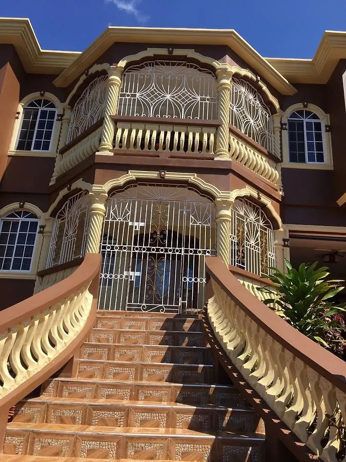7Th Heaven Bed & Breakfast Southfield